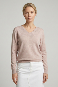 Feinstrickpullover mit V-Ausschnitt