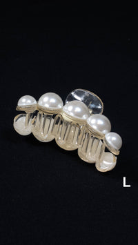 Elegante Haarklammer mit Perlen