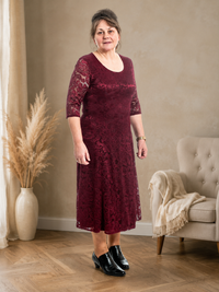 Spitzenkleid