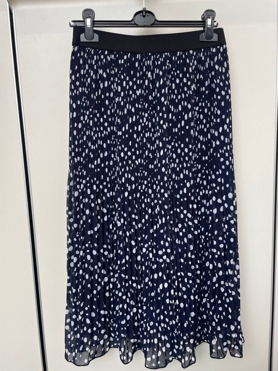Plisseerock MIA, 75 cm marine-gepunktet Bild 1